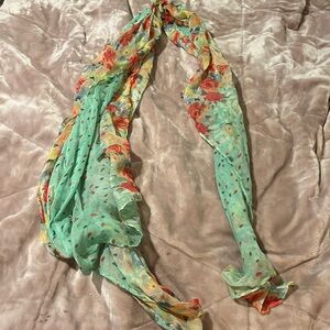 Candies scarf